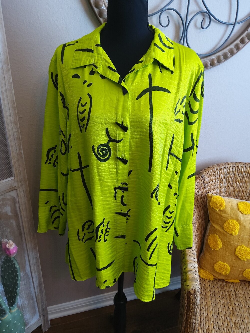 Multiples Bright Lime Green Button-Front Long Sleeve Top
